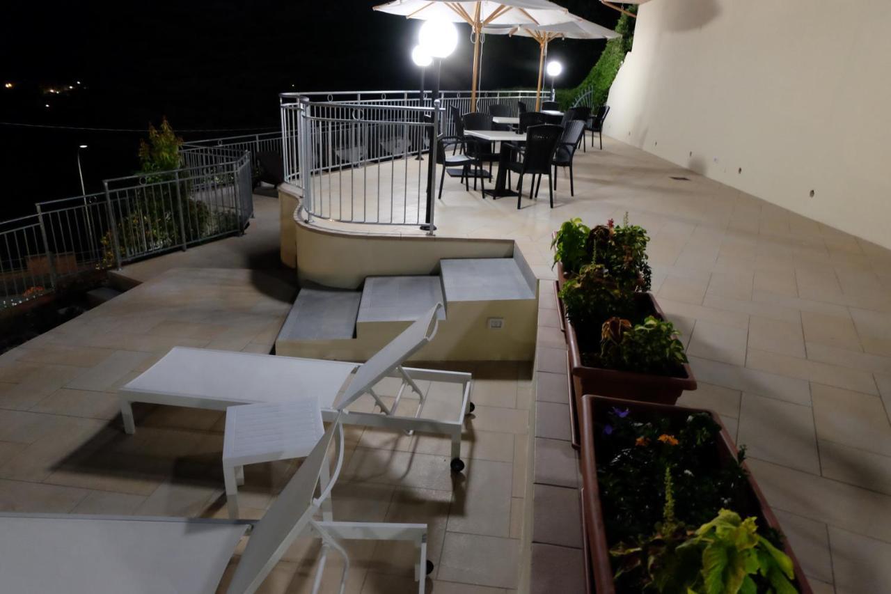 Elisa Hotel